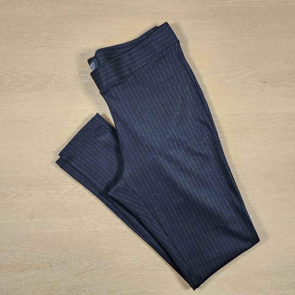 Jones New York Signature Dark Pinstripe Pants SZ M